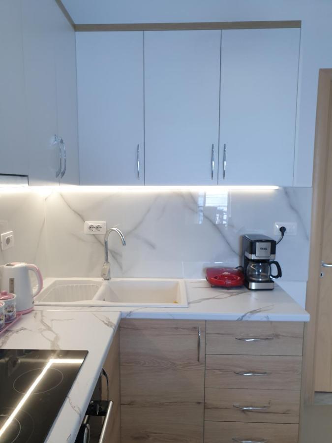 Hera Premium Apartments Саранда Экстерьер фото